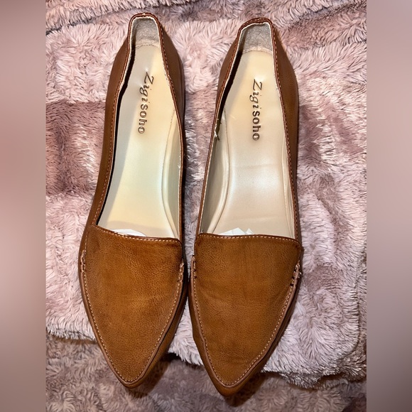 Zigi Soho Shoes - Zigi Soho flats. Size 10